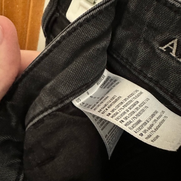 American Eagle Super High Rise Jegging - Picture 5 of 8